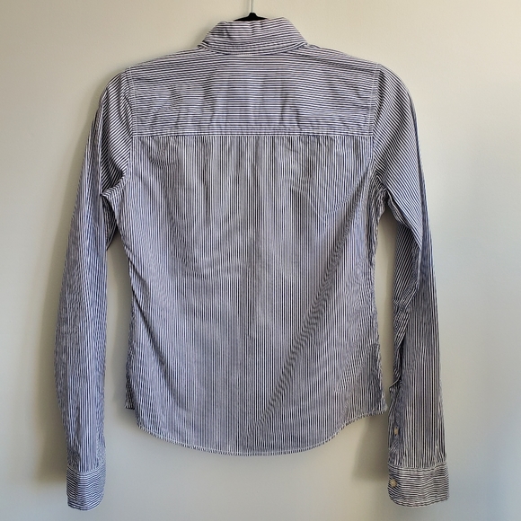 🌷Abercrombie & Fitch Navy Stripe Button Down Shirt Size XS - Picture 5 of 7
